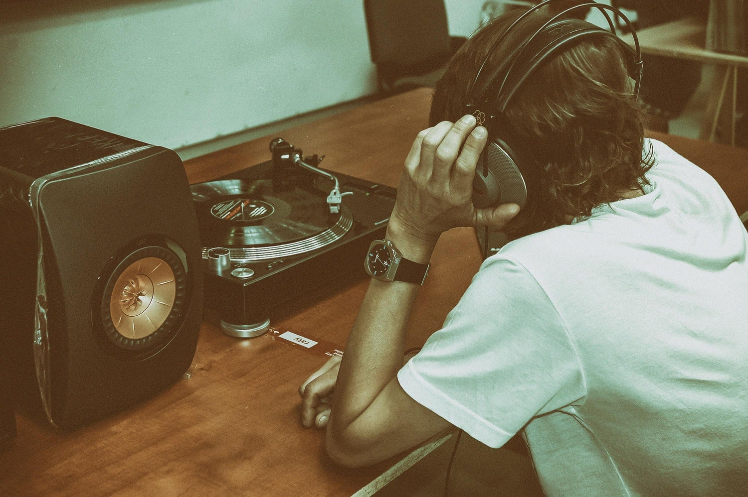 Sound Kitchen - Hi-Fi Equipment, Turntables & Audio Cables